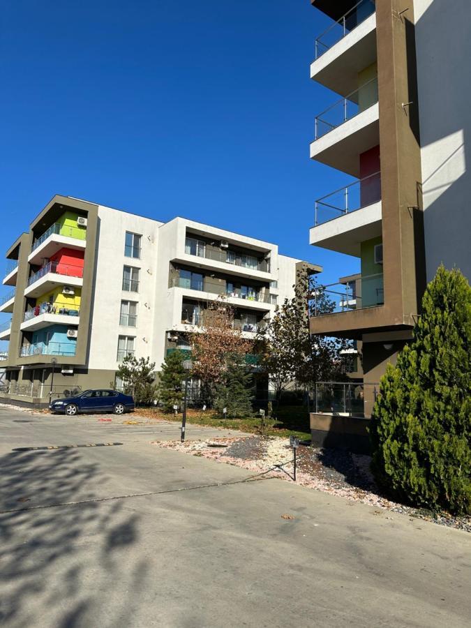 Fly Airport Residences & Therme-Self Check-In Otopeni Dış mekan fotoğraf