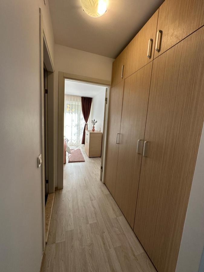 Fly Airport Residences & Therme-Self Check-In Otopeni Dış mekan fotoğraf
