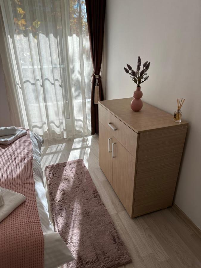 Fly Airport Residences & Therme-Self Check-In Otopeni Dış mekan fotoğraf