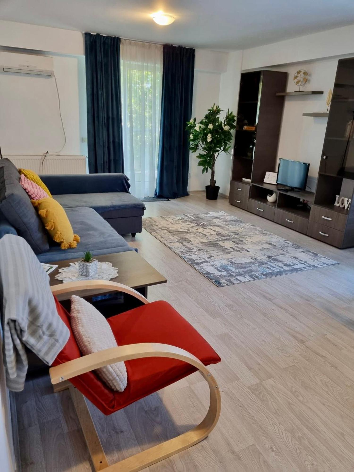 Fly Airport Residences & Therme-Self Check-In Otopeni Dış mekan fotoğraf